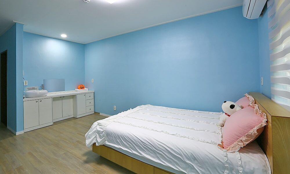 Haena Pension
