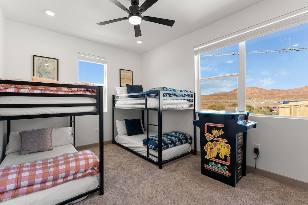 Sweet Retreat 3 Bedroom Condo