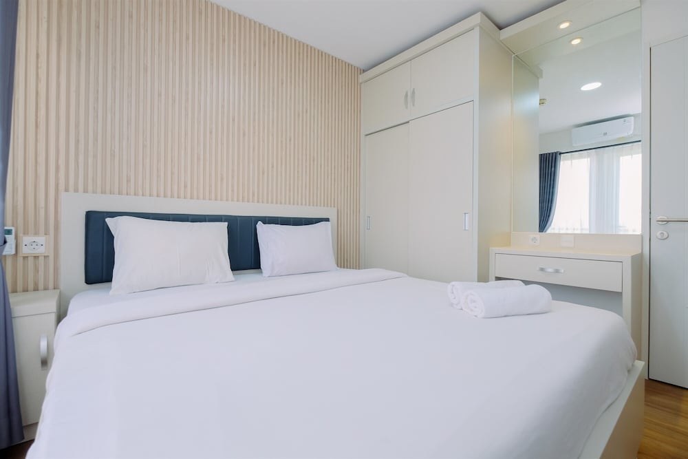 Restful and Modern 2BR at Sentul Tower Apartment