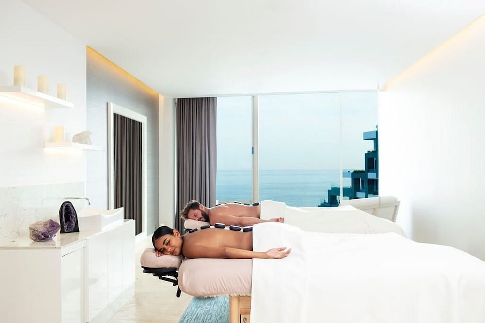 2BD Oceanview Suite Garza Blanca Cabo