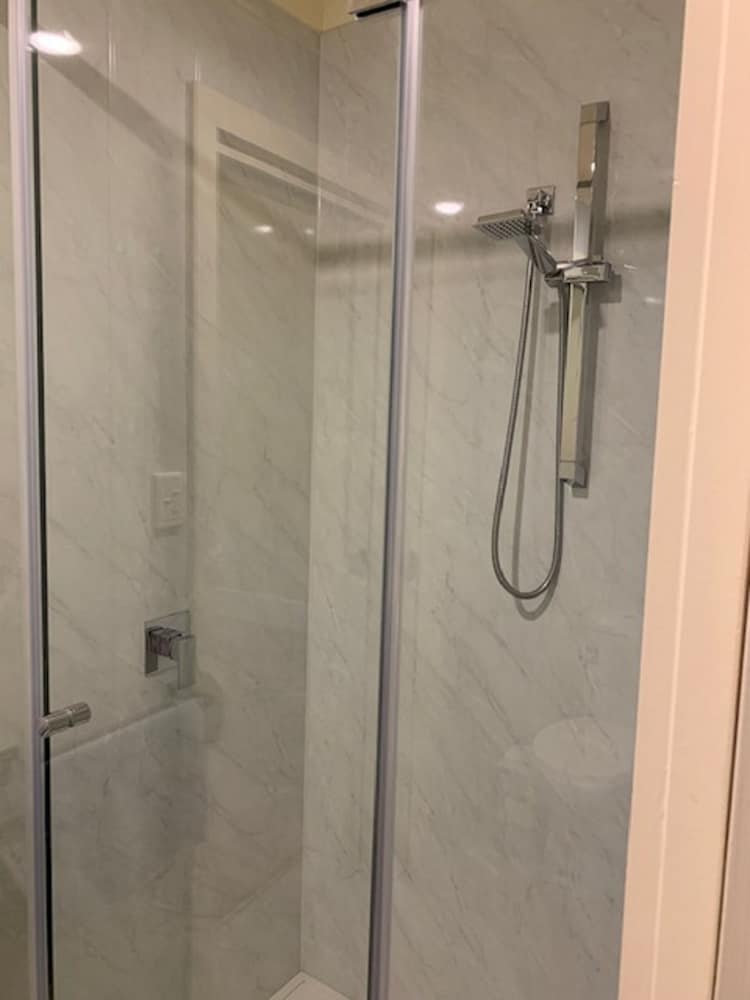 Adelaide Style Accommodation-City-Beach view 4