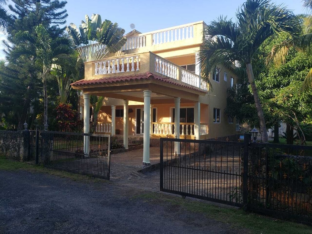 Villa, 4 Bedrooms, Private Pool, Tropical Garden, Ocean View