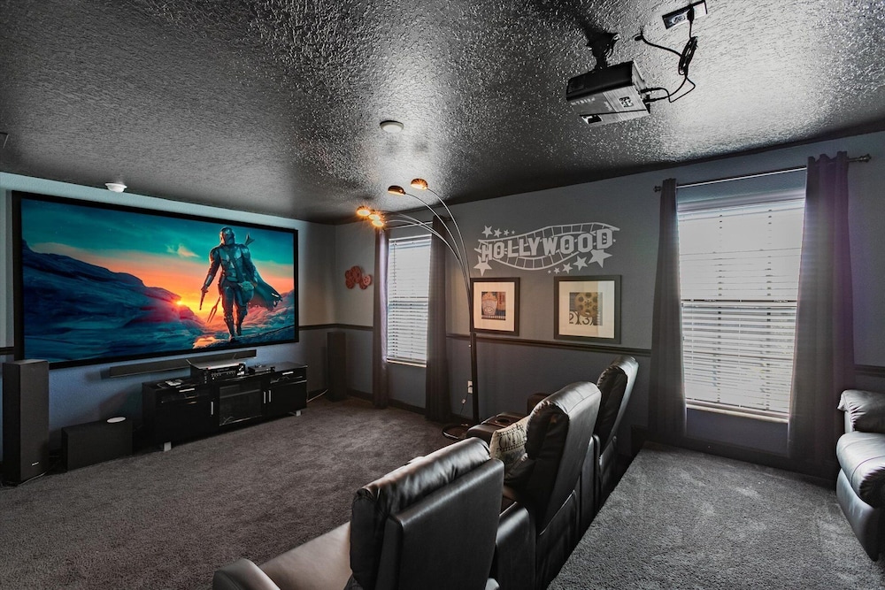 Championsgate Resort 8 Bedroom Pool Home w Theater Room 8 Home