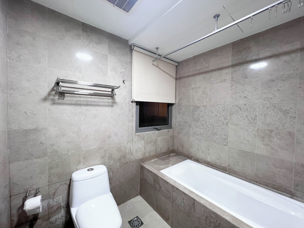 Bintang Fairlane by Manhattan Group