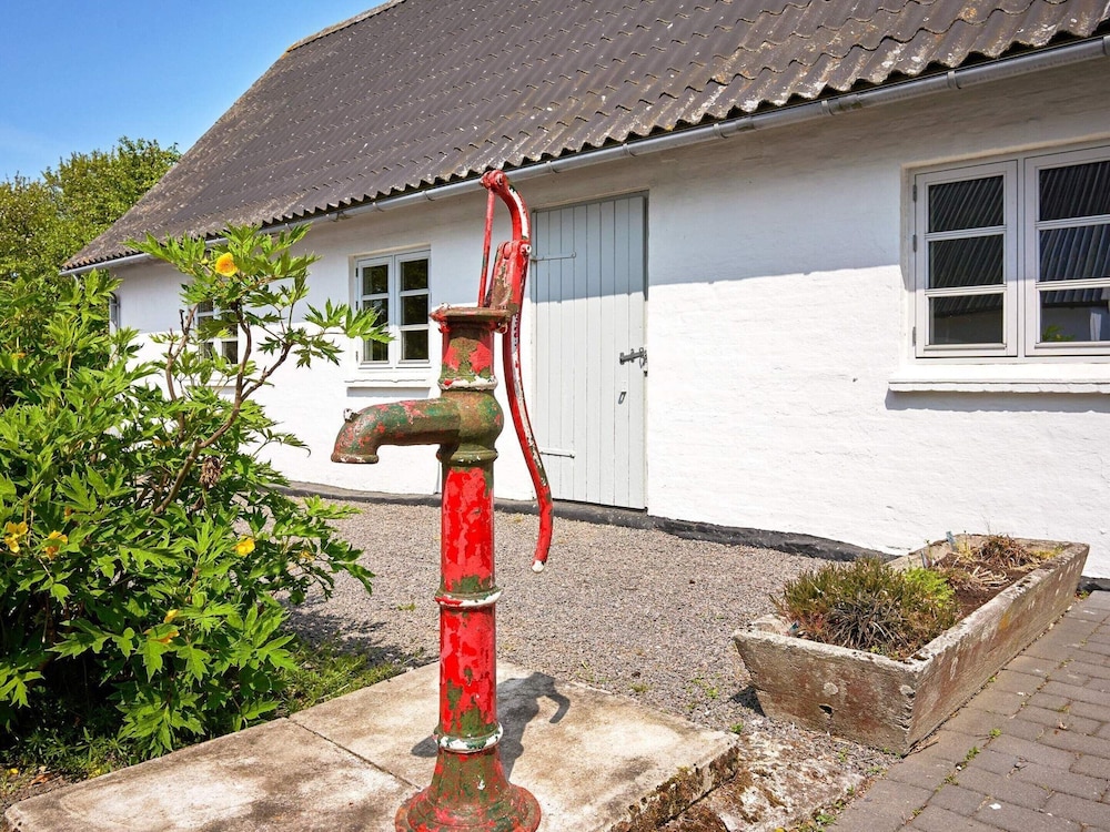 Photo 48
