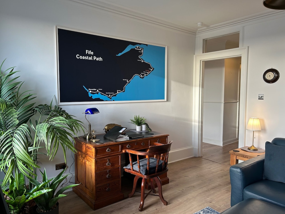 Seaview 2-bed Apartment on Anstruther Harbourfront