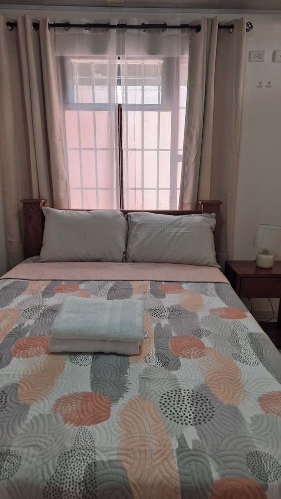 Velaz Guesthouse