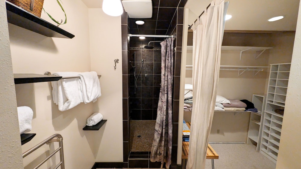 Salishan 5 3 Bedroom Home