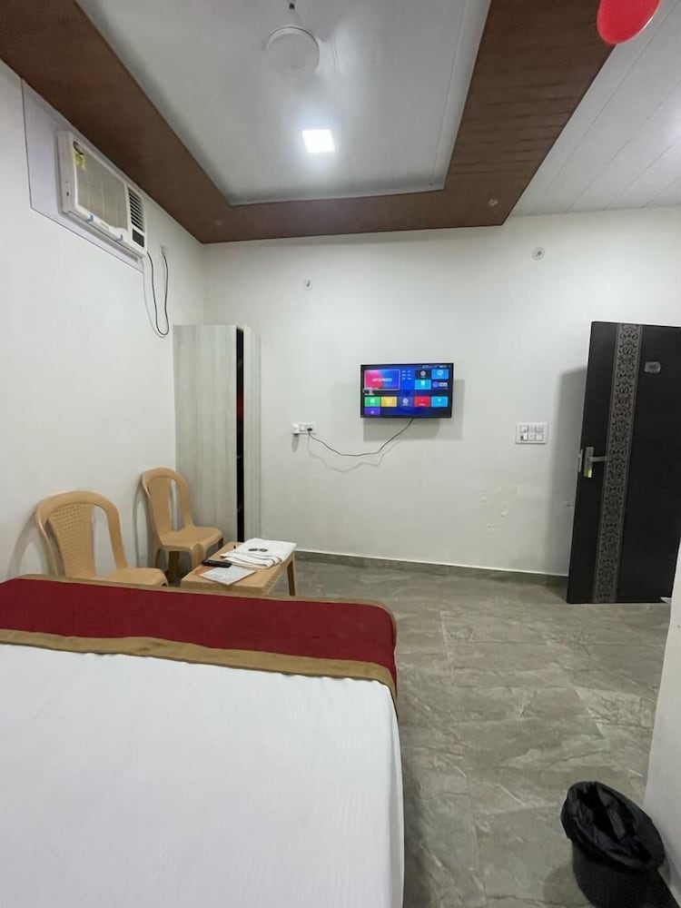 Hotel Mid Town