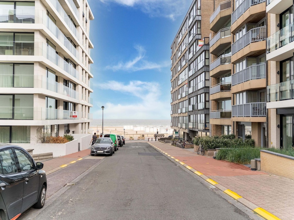 Apartment in Knoke Near the Beach