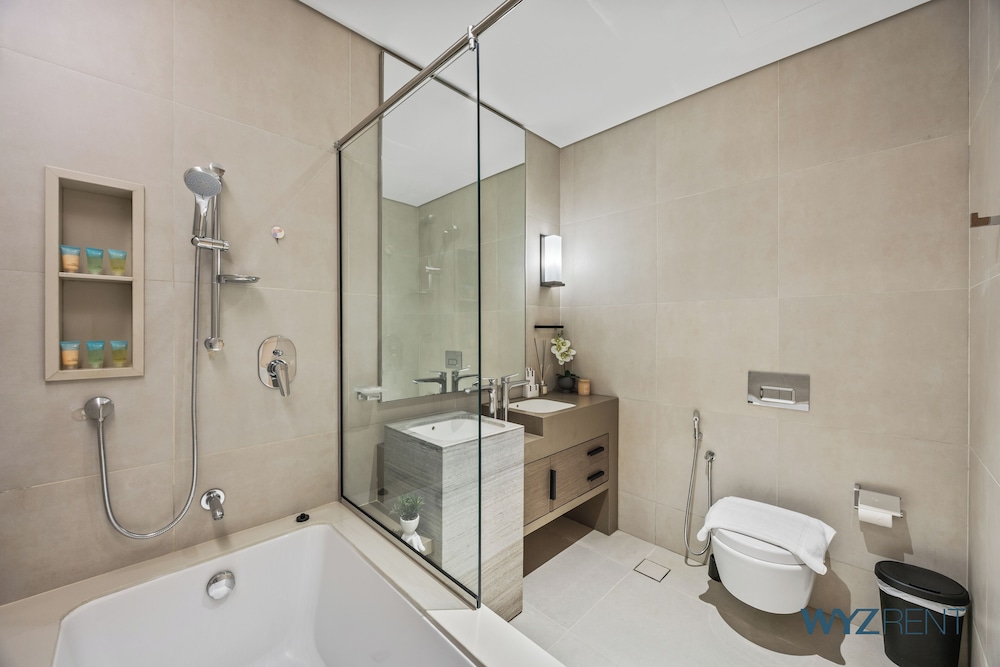 Luxury 1BR Address JBR Beachfront