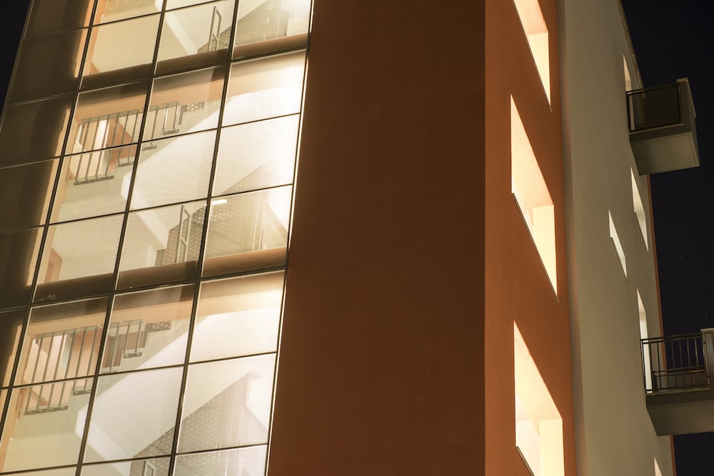 SkyTower - The Right Space