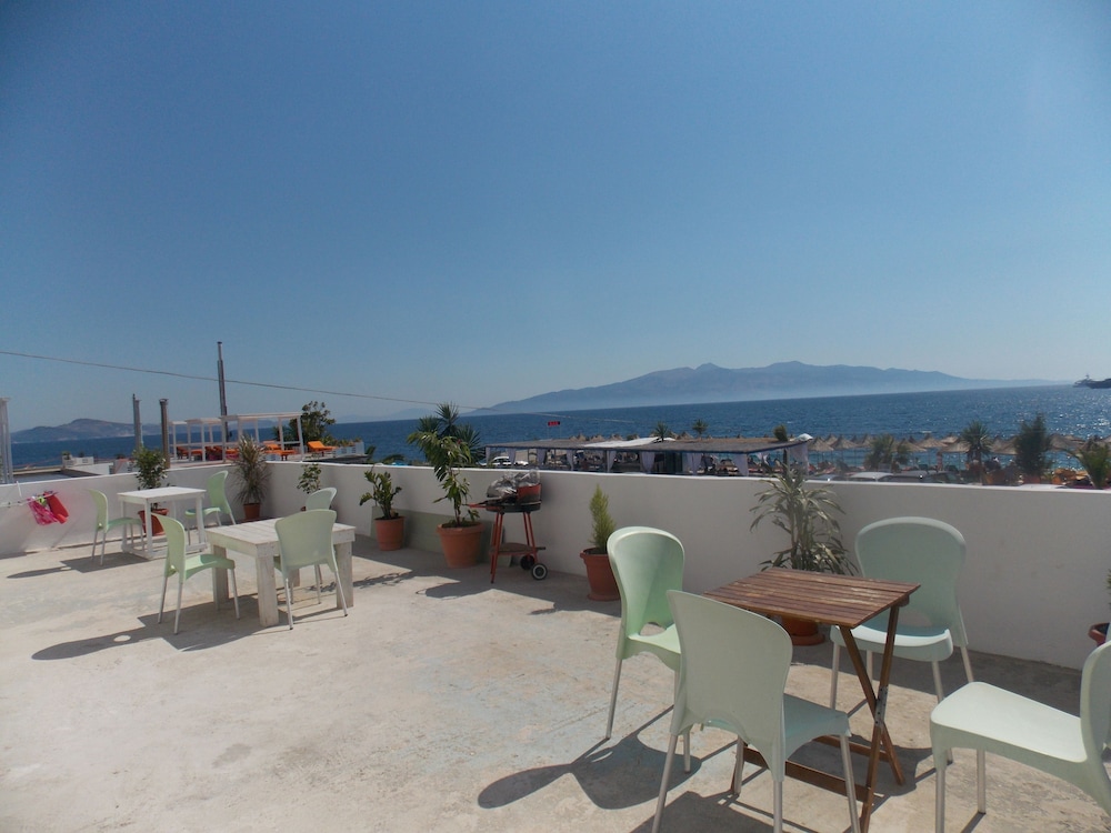 Santa Paola Hotel - In Sarandë (Kodrra)