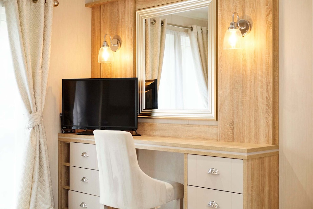 Host Stay Flamingo Lodge