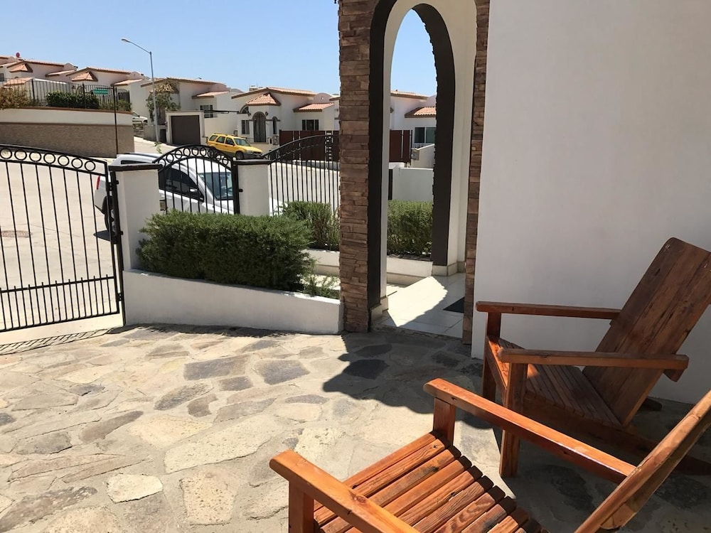 Ensenada Vacations - Wine House Ensenada Valle de Guadalupe - Property Image 2