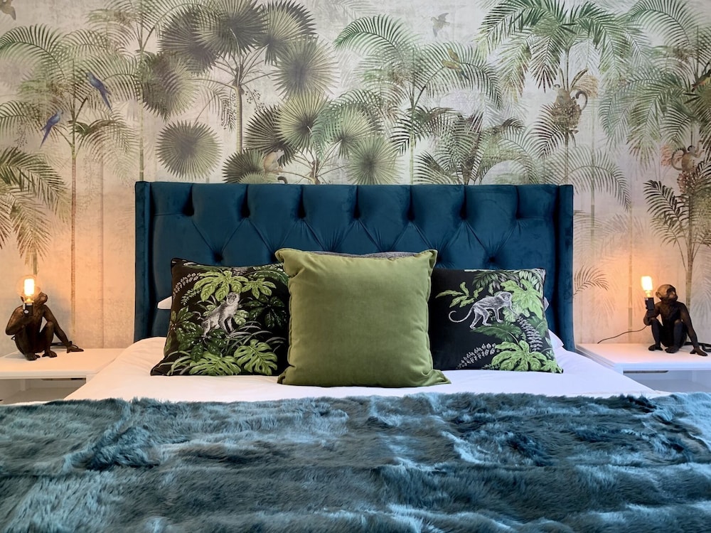 Clifton YOLO Spaces – Clifton Boutique Apartments view 4