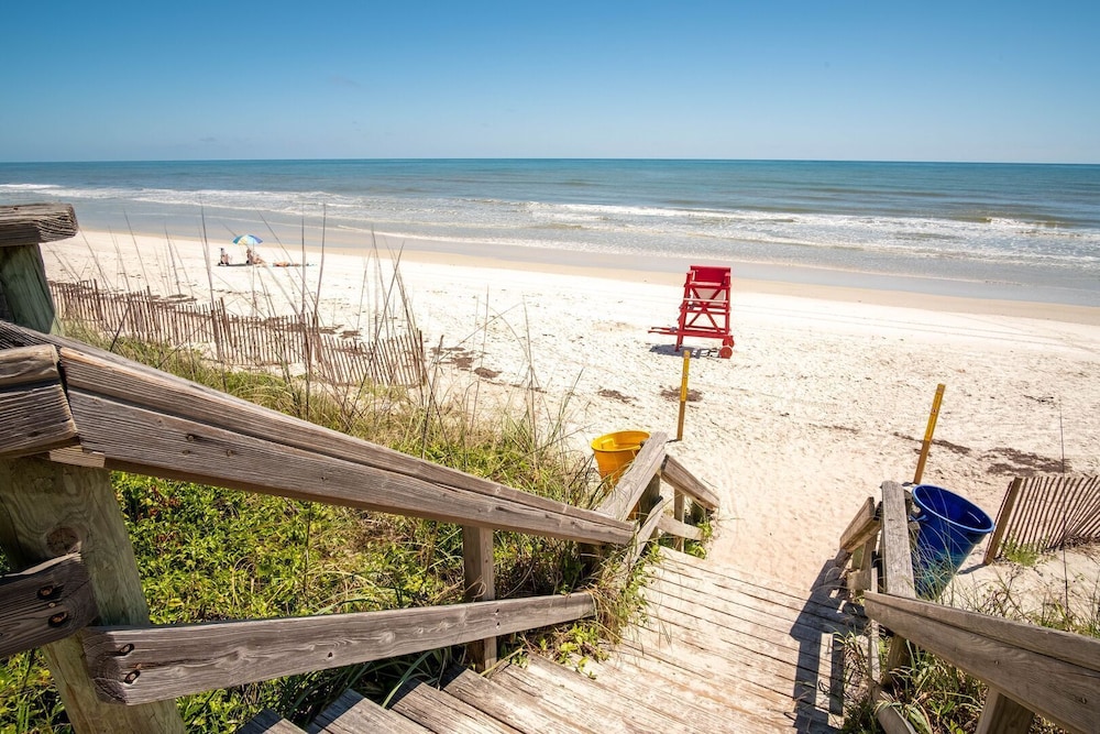 Ocean Walk 3-404