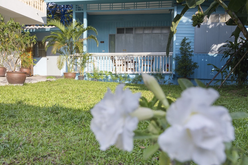 The Bangkokians City Garden Home