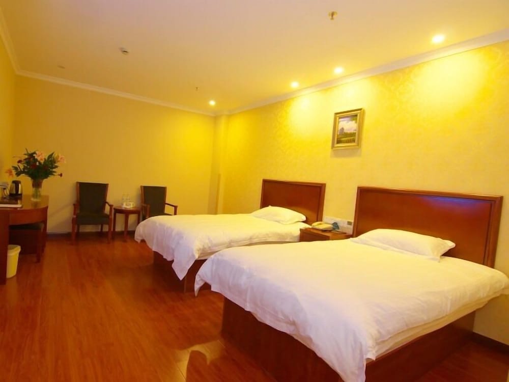 GreenTree Inn ChangZhou East DongFang Road HengNai Logistics Park Express Hotel
