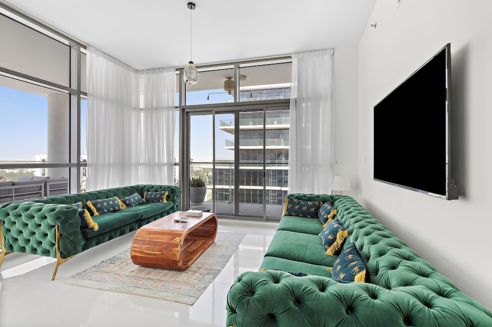 Silkhaus Golf Promenade 3B