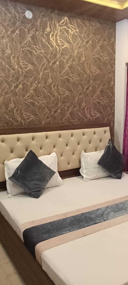 National Banaras Inn City View