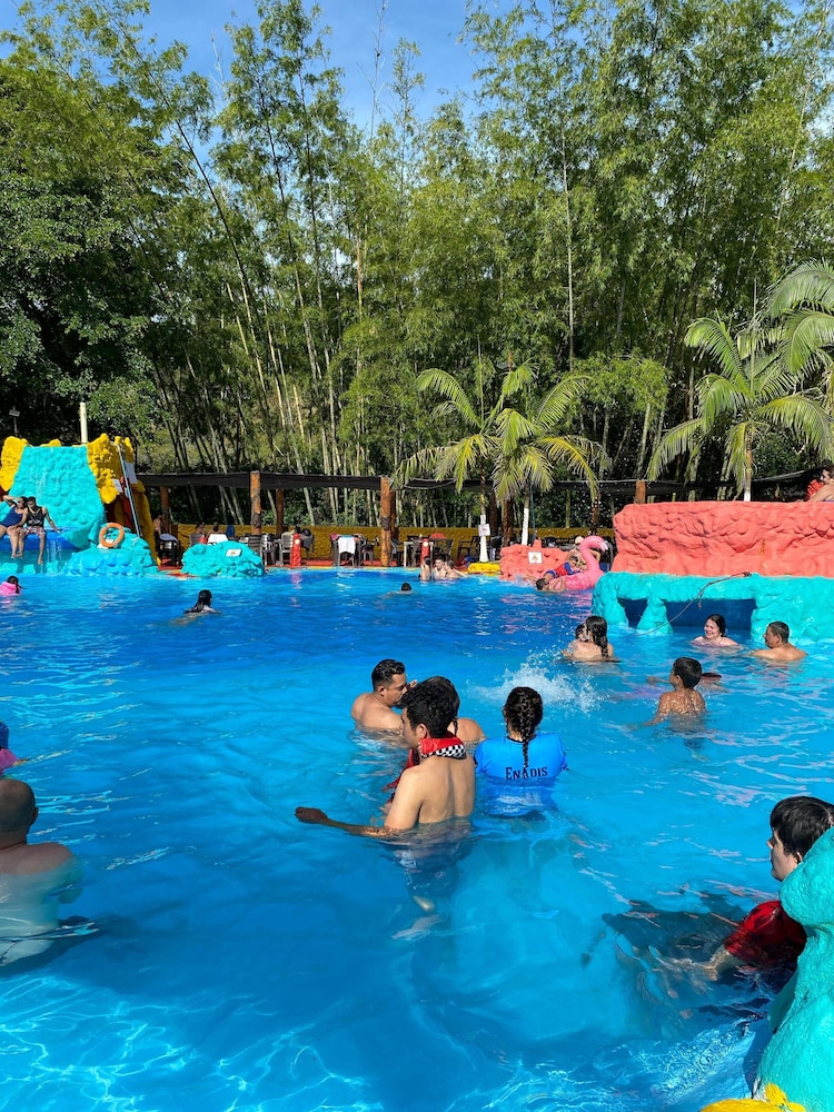 club paradise