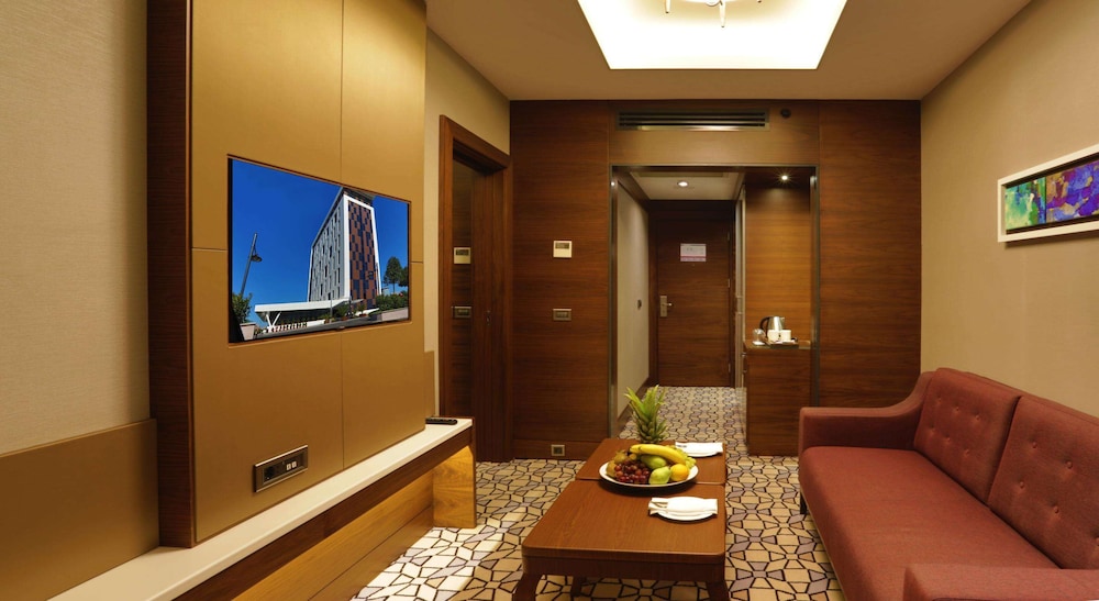 Grand Harilton Hotel - Image 14