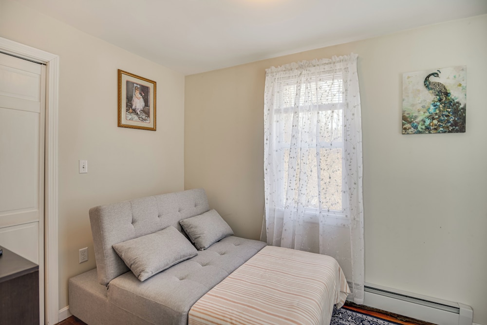 9 Mi to Beach: Home w/ Private Yard in Westport