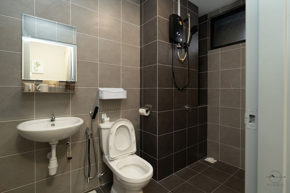 Netizen Cheras Residence by Emily in Town