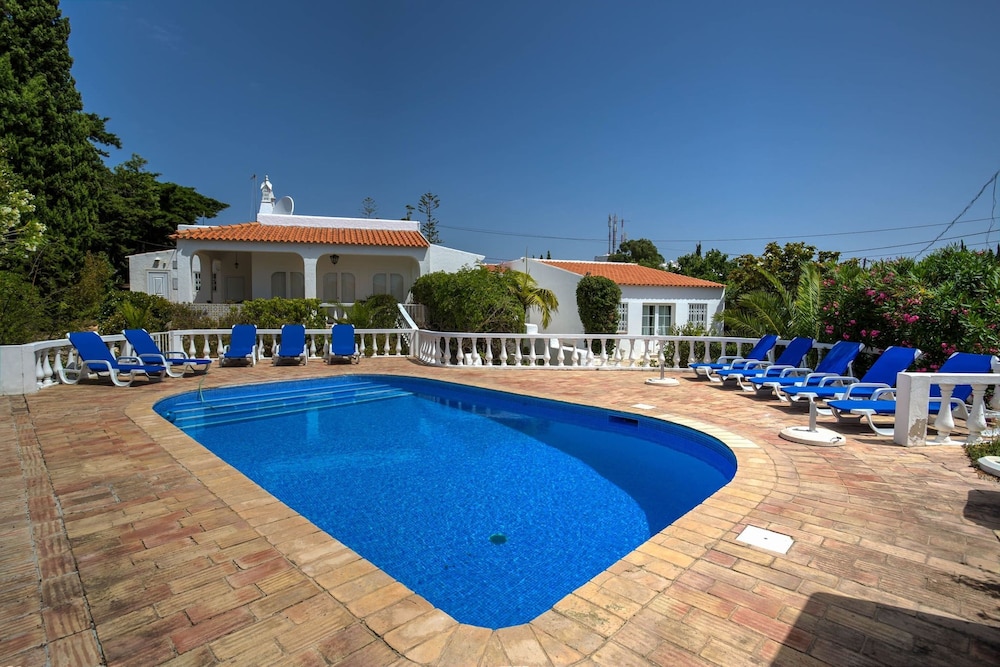 Montenegro Superbly Located Family Vila W