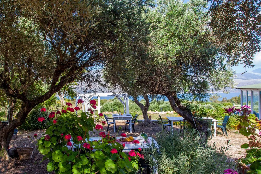 Cozy Superior Seaview Nest - Kefalonia Garden Gem