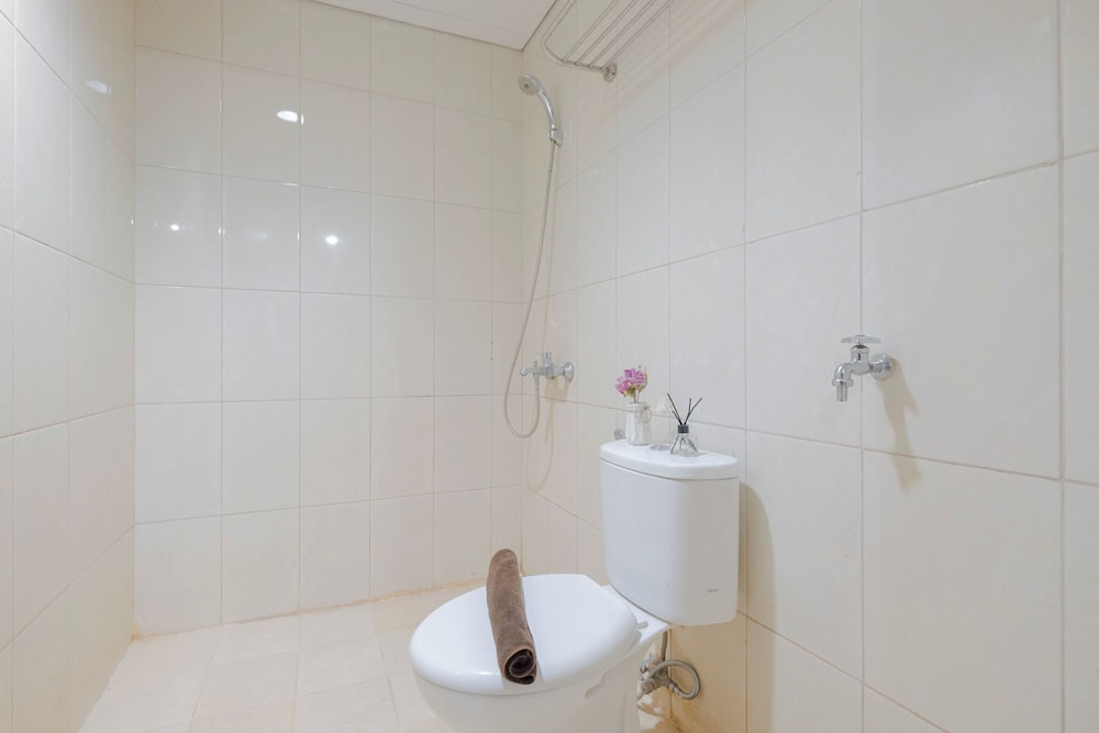 Minimalist and Well Designed 2BR Apartment with Extra Room at Vittoria Residence