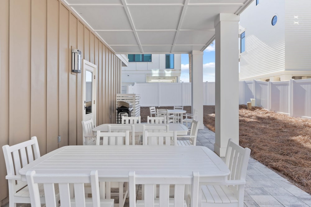 Grayt Digs by Avantstay Next to Beach Oceanview