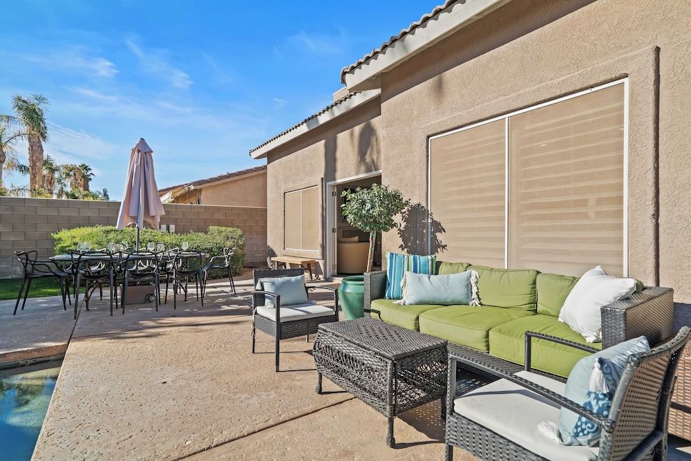 La Quinta Desert Haven Luxe Stay w/ Private Pool, Hot Tub, Pool Table