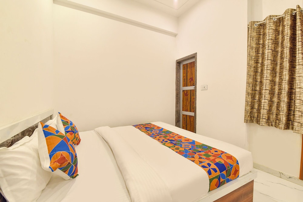 FabHotel Shree Radhey Shyam Palace