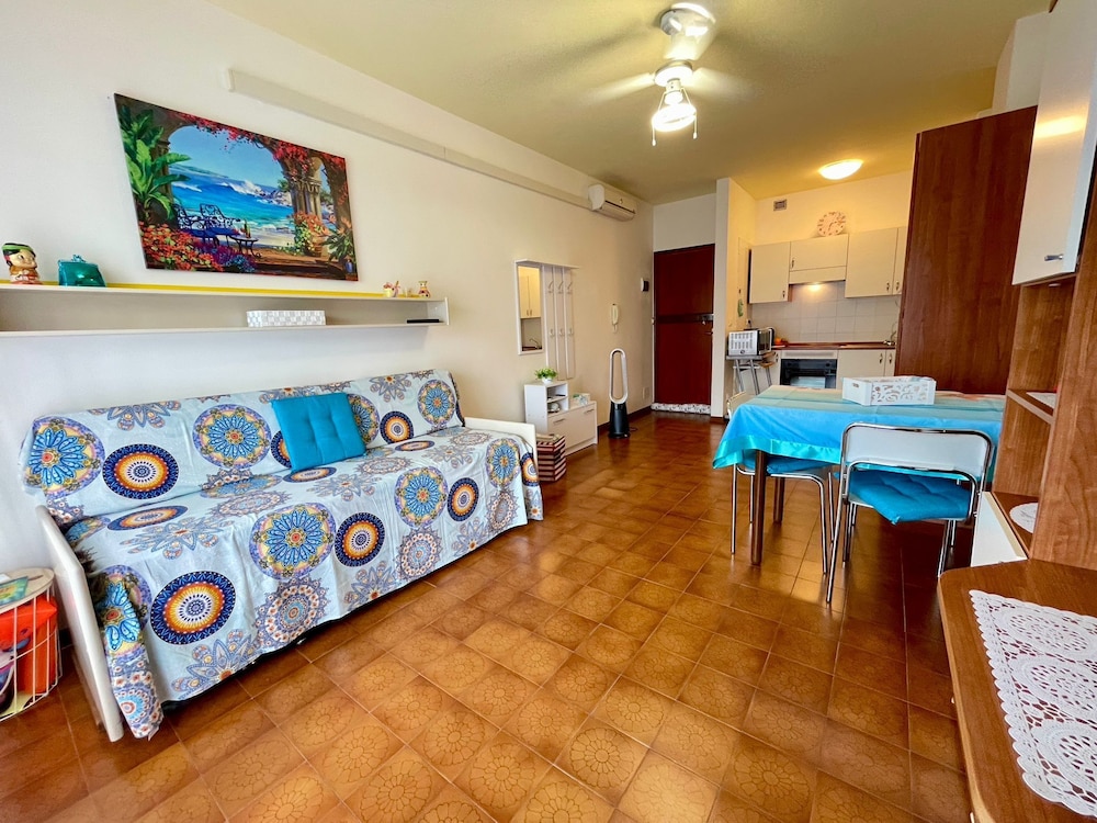 Apartment Just 350mt From the sea