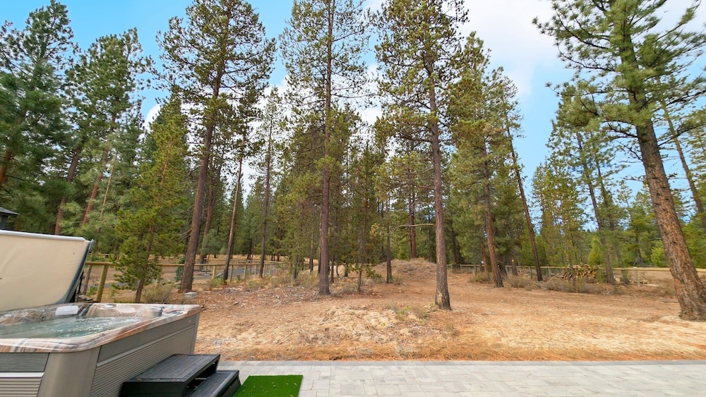 56593 Celestial Dr 4 Bedroom Home