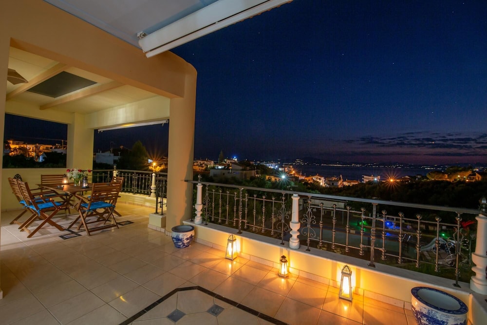 Palaiochora Seaview Retreat - Cozy Sunset Rooftop view 2