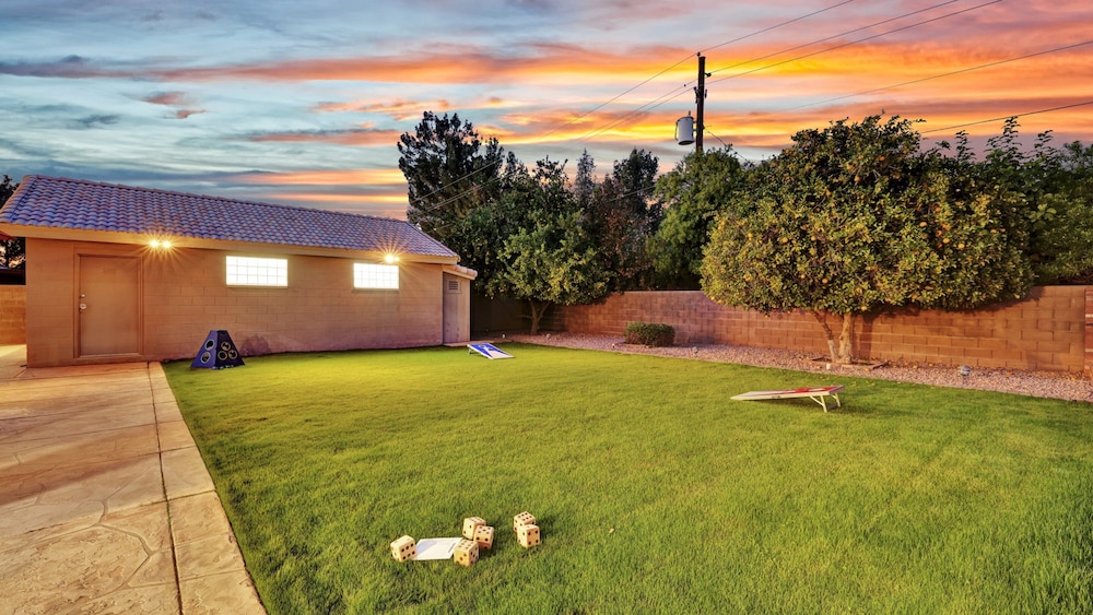 Amenities Galore! Outdoor Living & Lots of Games