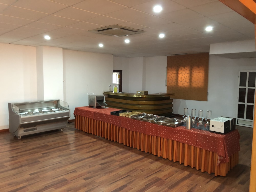Badajoz Vacations - Hotel Lisboa - Property Image 1