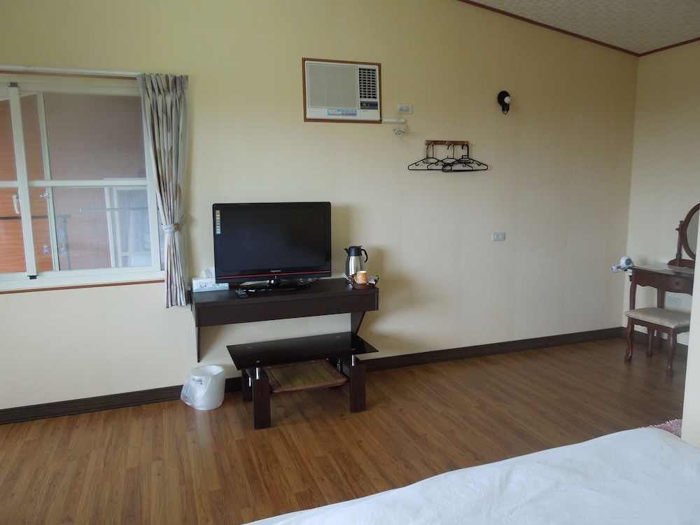 Dulan Red House view 4