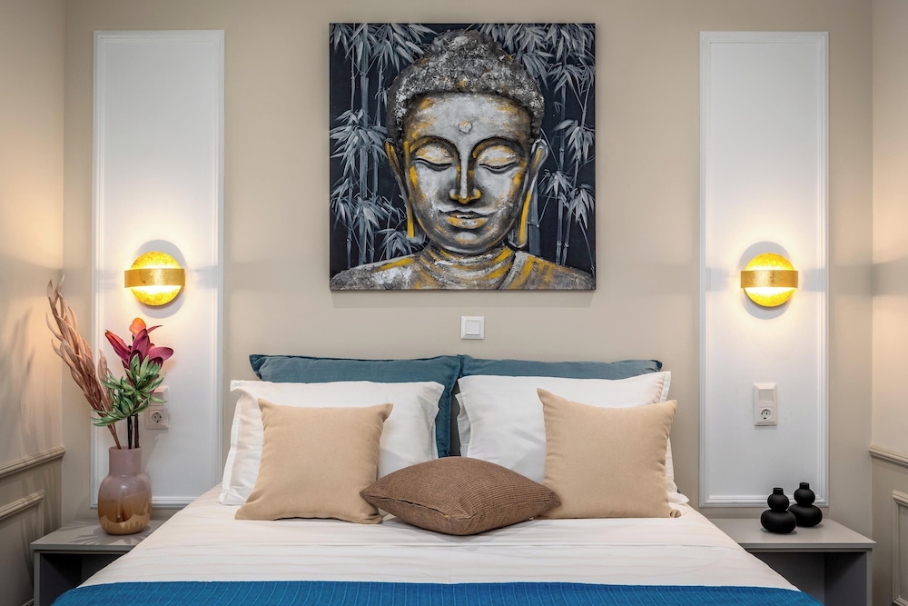 Alegrand Suites