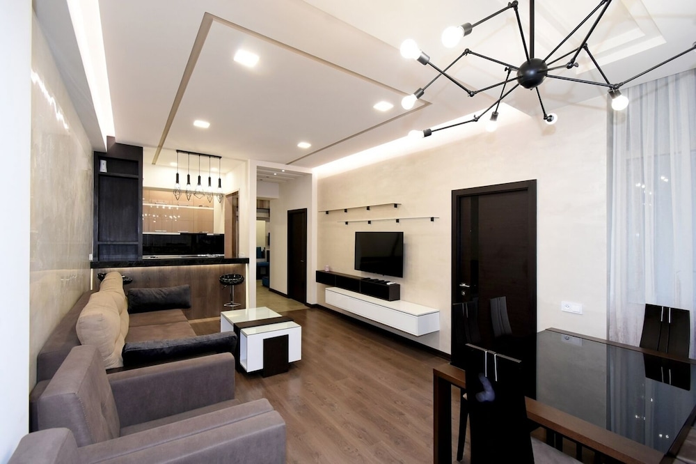 Luxury apartment on Tsitsernakaberd hgw