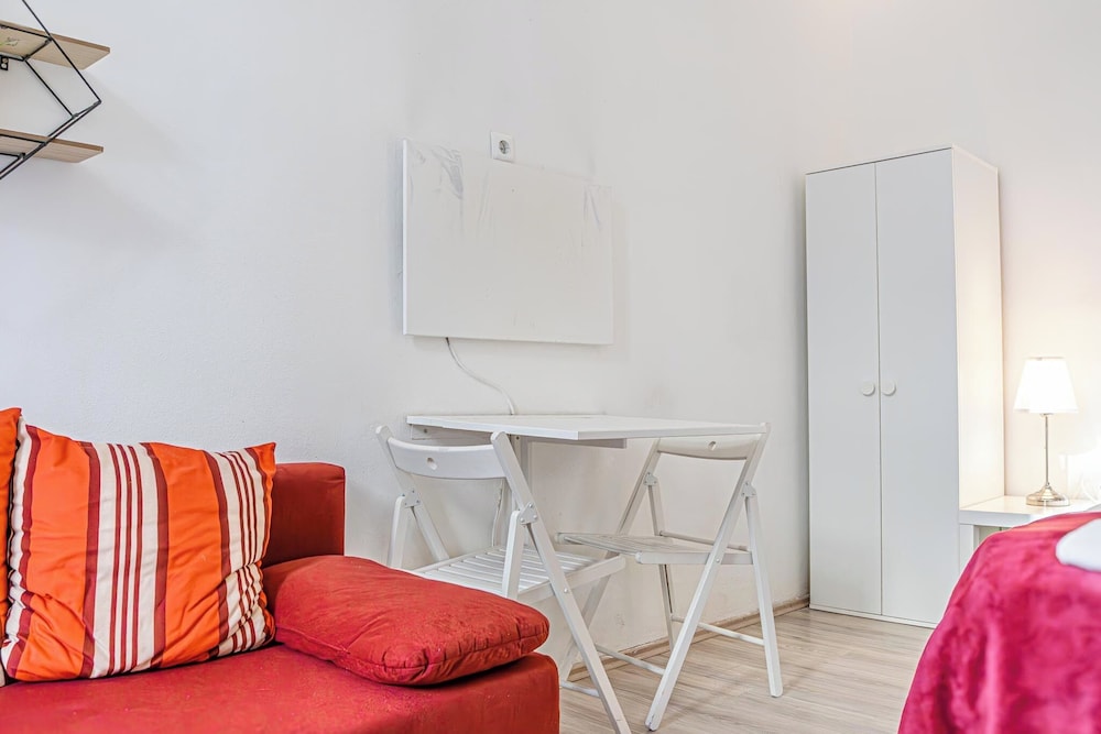 Family 2 Apts for 6P Stadthalle Area