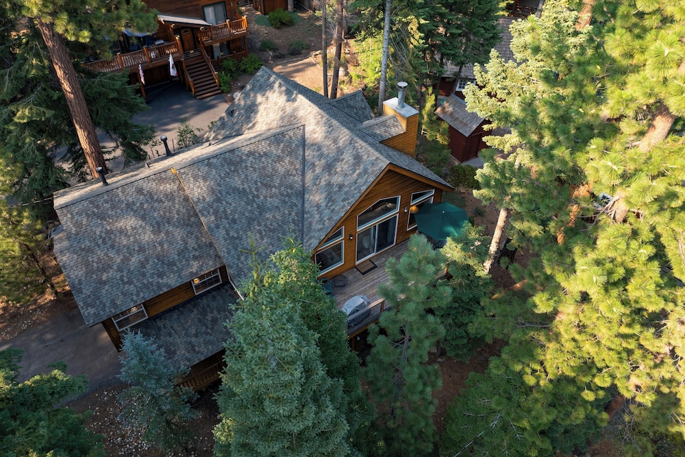 Tahoe Vista by Avantstay Central Location + Patio