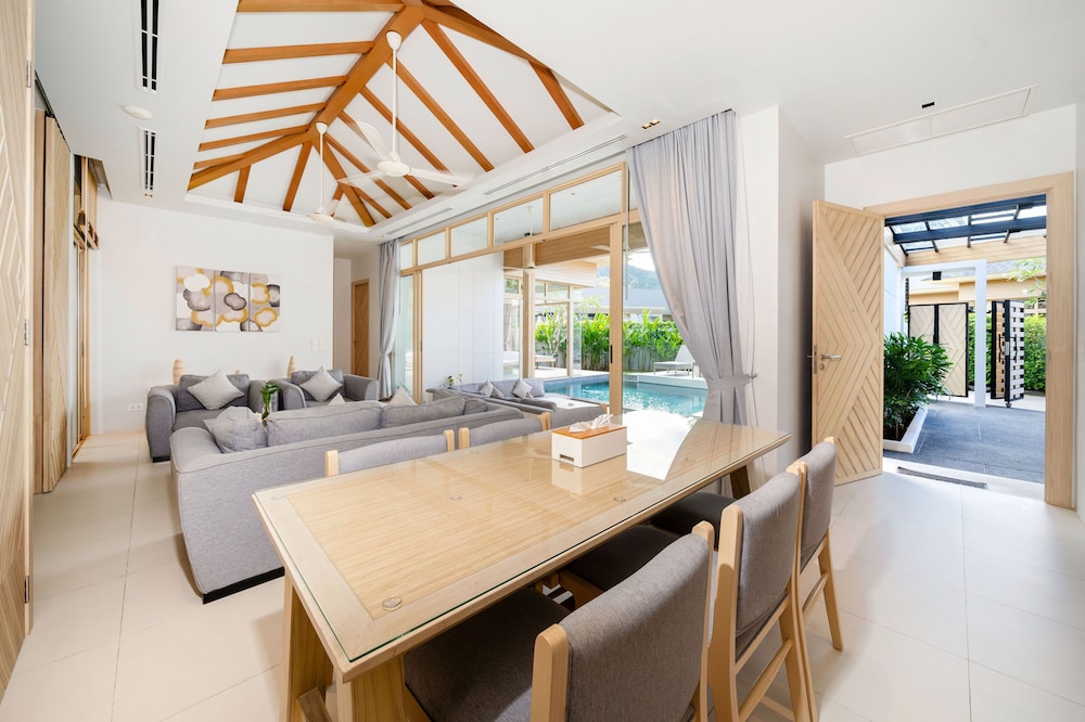 Himmapana Luxury Villas