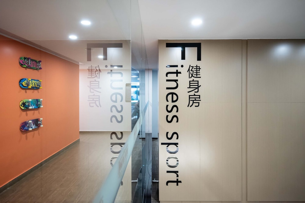 2BR R&F Phase2, CIQ R&F Mall, Free Parking
