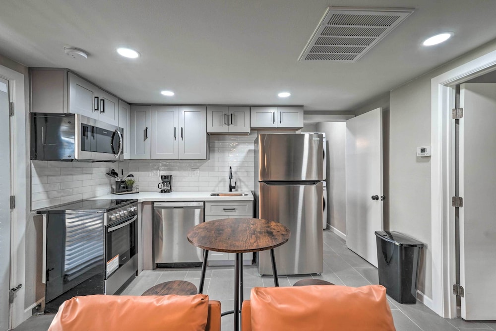 Pet-friendly Phoenix Vacation Rental w/ Yard view 3