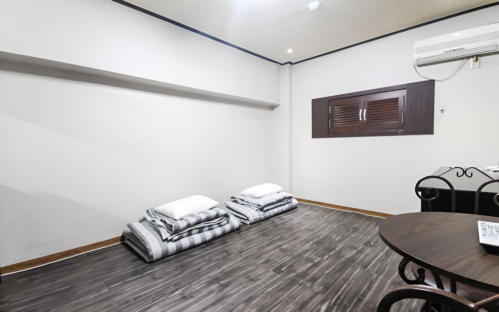 Gunsan B and B Hotel view 2