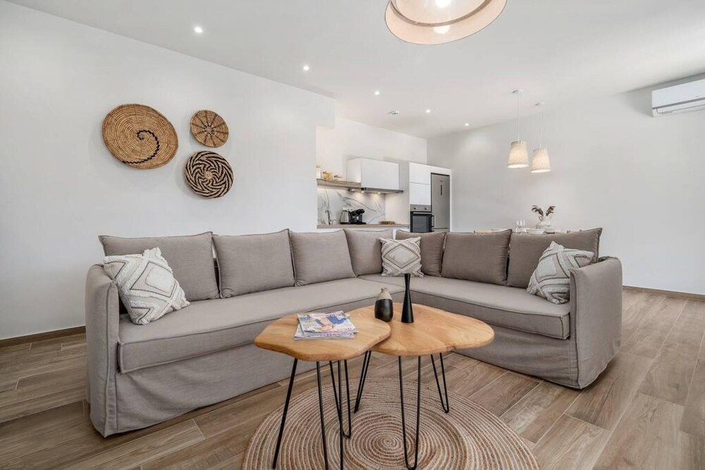 Kayy Apartments 1 in Matala view 4